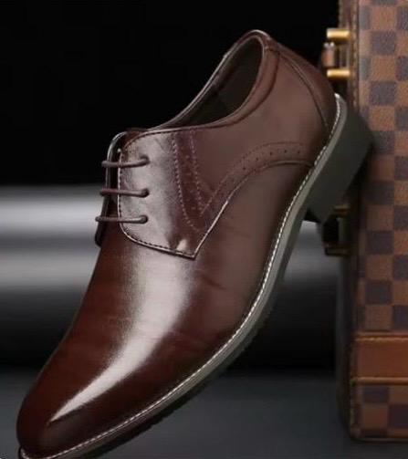 Men's Leather Brogue Lace-Up Shoe