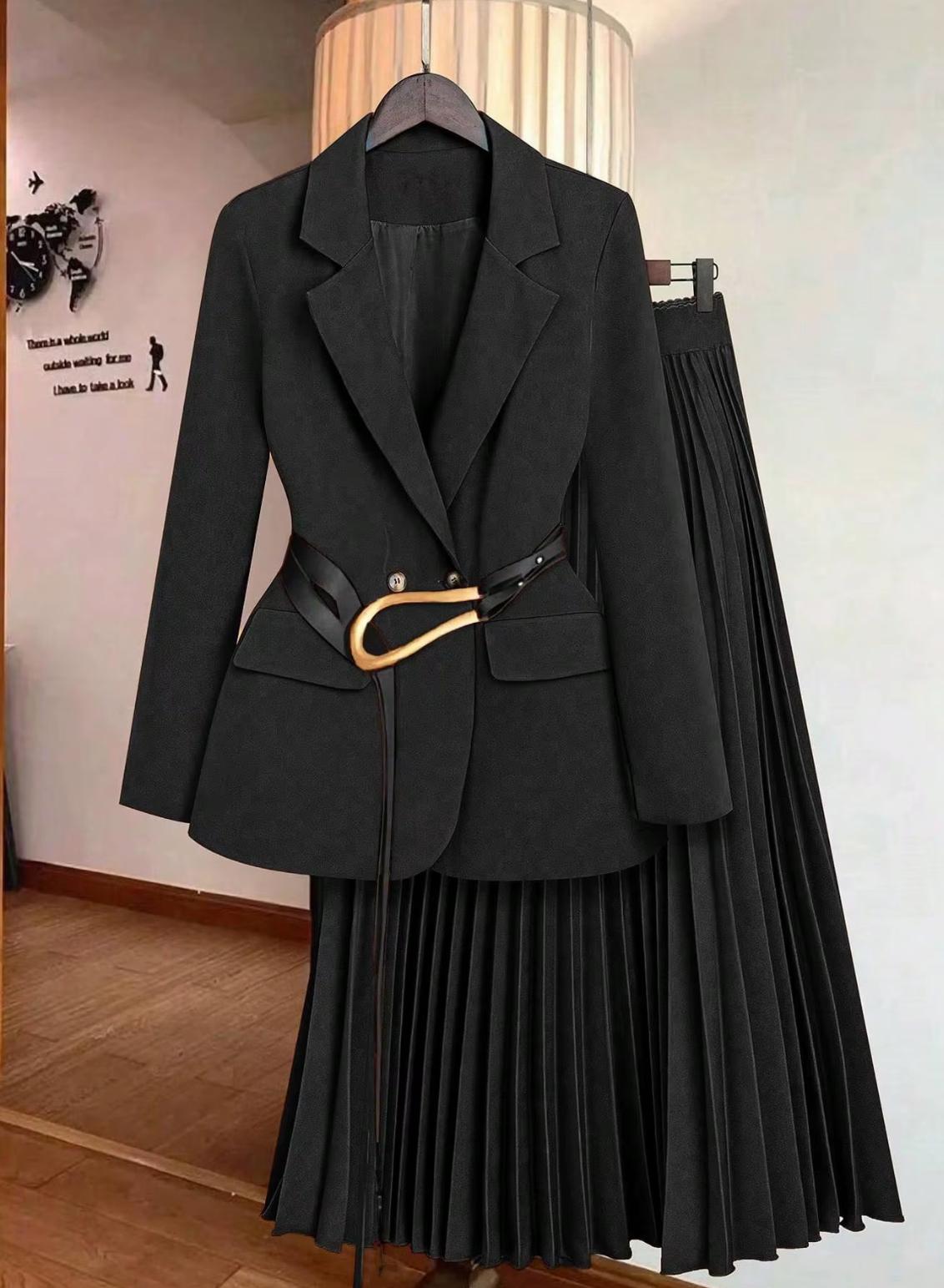Classic Tailored Blazer and Pleated Skirt Set with Gold Buckle Belt